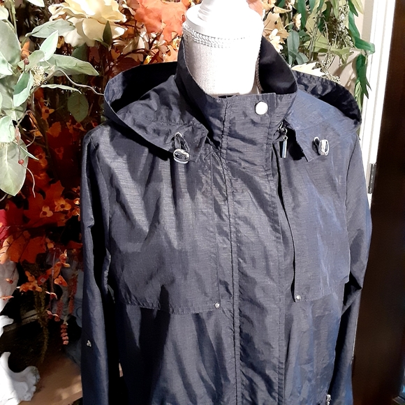 JOHNSTON and MURPHY Women's Nylon BlendnLightweight Hooded Windbreaker Size L - Picture 3 of 11